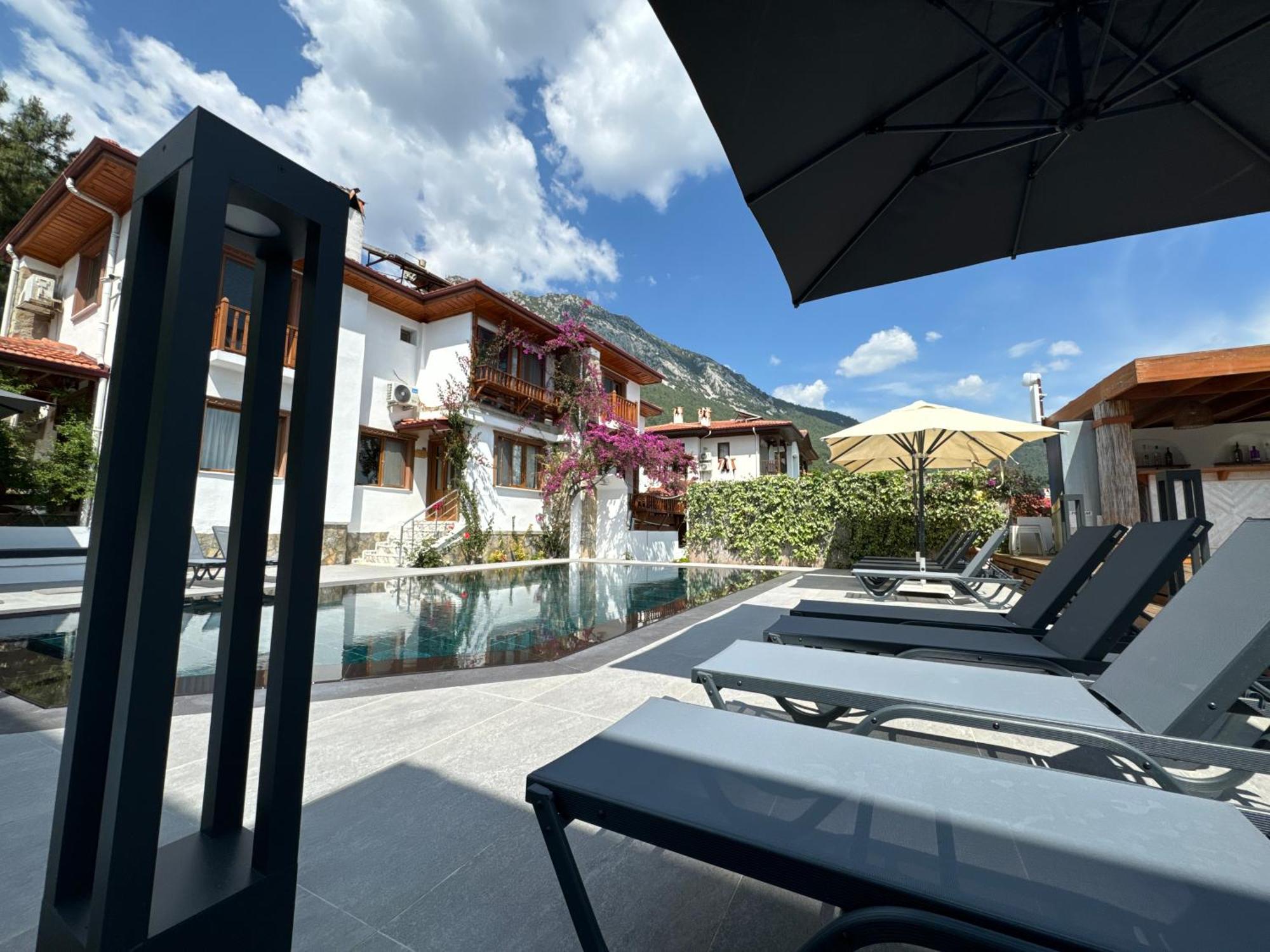 Tomsan Suites & Villas Akyaka 아키아카 외부 사진